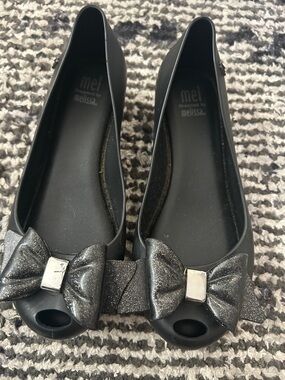 Mini Melissa Black Glitter Bow Peep-Toe Flats with Silver Accent